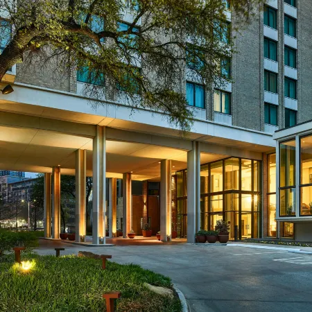 The Highland Dallas, Curio Collection by Hilton