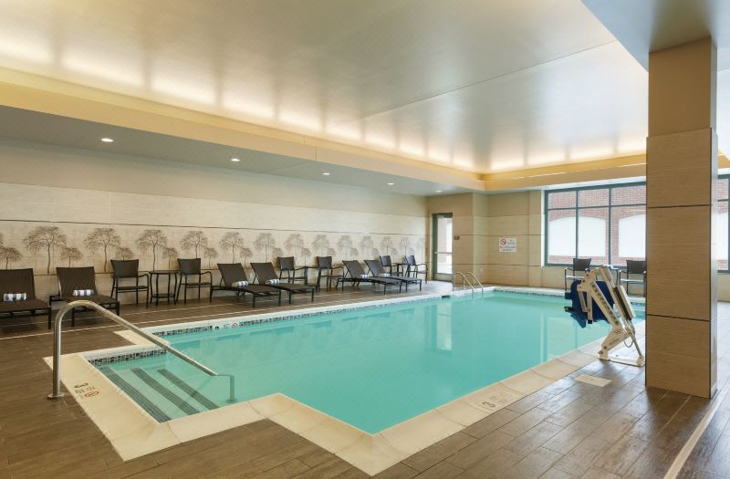 Embassy Suites by Hilton Saratoga Springs photo 2