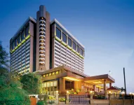 Taj Lands End - bar