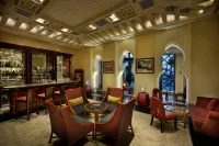 Ajman Saray, a Luxury Collection Resort, Ajman - Quầy Bar