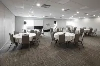 Delta Hotels Beausejour - breakfast
