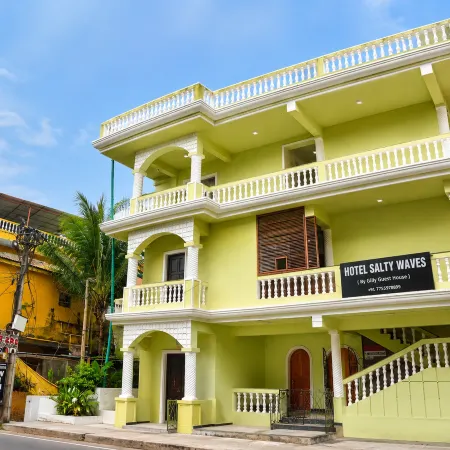 Hotel Salty Waves Baga