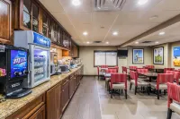 Comfort Inn Medford-Long Island - breakfast