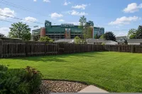 Killer Lambeau View Walk to Games Titletown - 3-Sterne