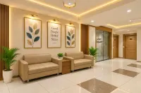 The Castle Crown - Hotel Royal Square, Ahmedabad - واي فاي