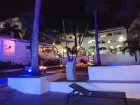 Hannabi Hotel - 2-Star