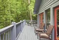 2BR Mountain Escape w Hot Tub Resort Amenities - 4-Star
