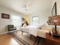 MobyDick Hotel - Homestays