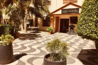 Le Lodge des Almadies Hotels near Sepco 2 Public Garden