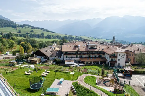 Hotel Alpino Hotel di Varena