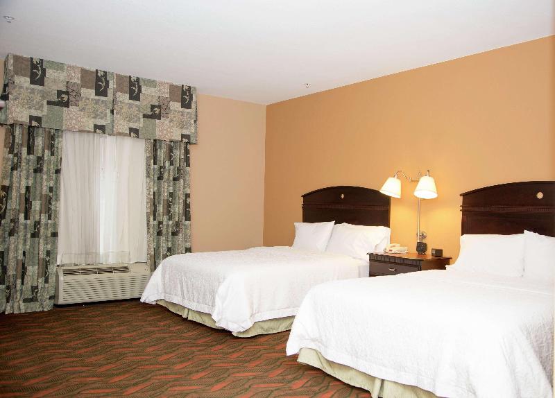 Hampton Inn & Suites Houston Rosenberg