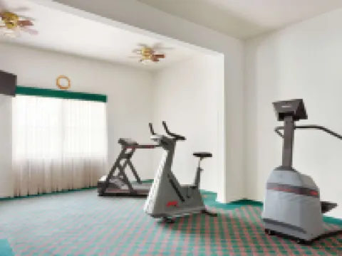 デイズ イン アンド スイーツ、ウィンダム サイクストン マイナーのホテル