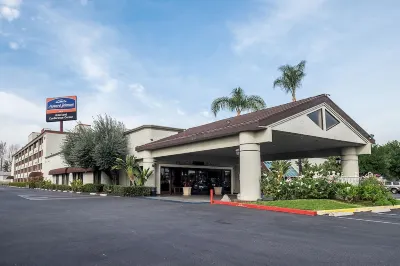 Wyndham Anaheim Park Hotels near Athletics Department