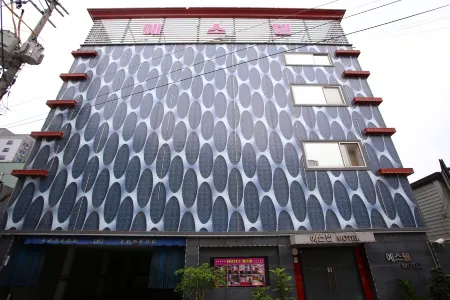 Anseong Yestel Отели рядом с достопримечательностью «Будда Myeongnyun-dong, Anseong-si, Gyeonggi-do»