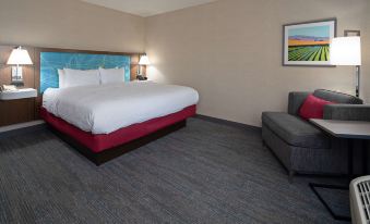 Hampton Inn Visalia