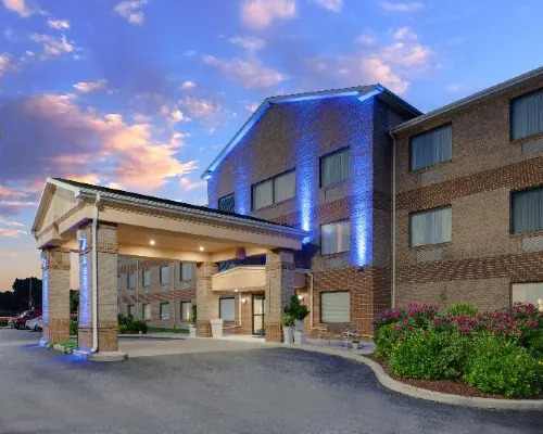 Holiday Inn Express Pocomoke City Hotels in Worcester County
