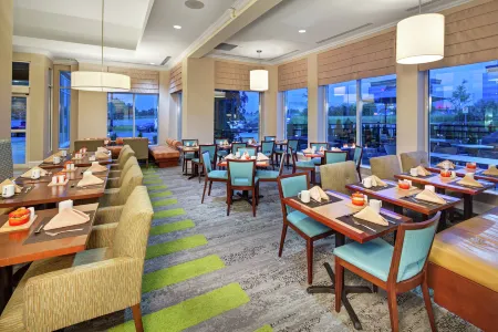 Hilton Garden Inn Toronto-Oakville