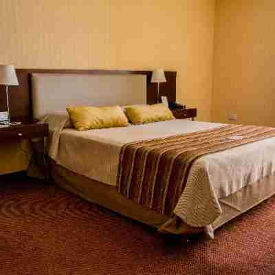 Hotel Tower Inn & Suites Rooms