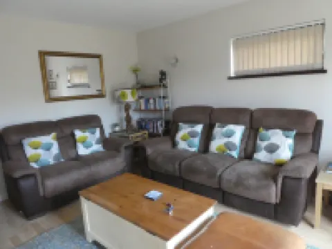 Parkland 14 is a Detached Premier 3 Bedroom Bungalow Sleeping 6 Hotels in Bude