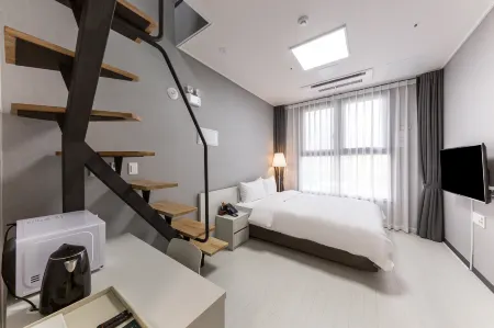Naju Duplex Residence Hotel