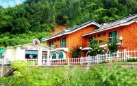 Muju Family House Pension