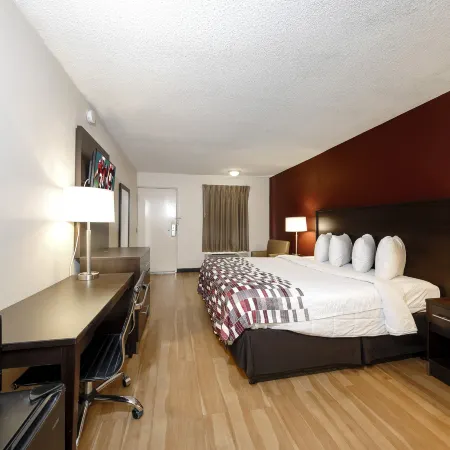 Red Roof Inn Atlanta - Suwanee/Mall of Georgia
