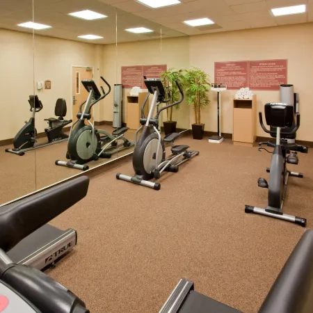 Holiday Inn Express SALTILLO ZONA AEROPUERTO by IHG