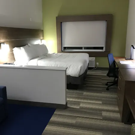 Holiday Inn Express NAPLES SOUTH - I-75 by IHG