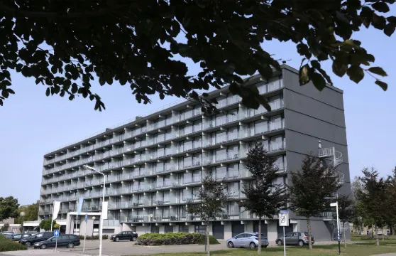 泰爾訥曾城市酒店