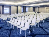 Hôtel Mercure Poitiers Site du Futuroscope Hotels in Шассней-дю-Пуату