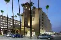Courtyard Los Angeles LAX/Century Boulevard Hôtels à : Los Angeles