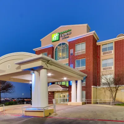 Holiday Inn Express & Suites LAKE WORTH NW LOOP 820 by IHG Отели рядом с достопримечательностью «Колизей Коутаун»