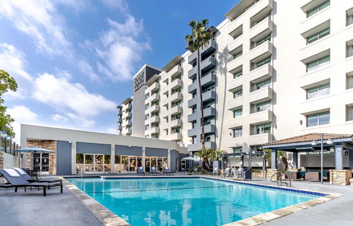 Four Points by Sheraton Los Angeles Westside