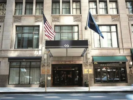Club Quarters Hotel, Central Loop