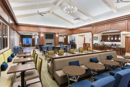 Homewood Suites by Hilton Buffalo-Amherst Отели в г. Амхерст