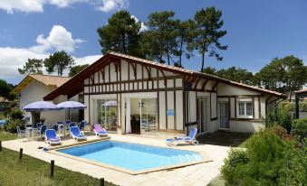 Residence Prestige Odalys les Greens du Bassin