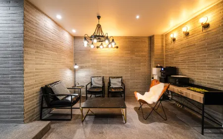 Anseong Hotel Отели рядом с достопримечательностью «Будда Myeongnyun-dong, Anseong-si, Gyeonggi-do»