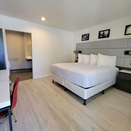 Signature Inn Santa Clara
