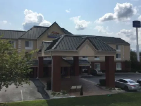 Baymont by Wyndham Clinton Hotels in Anderson County