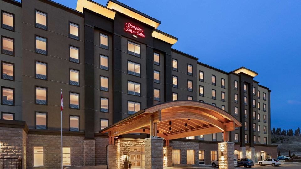 Hampton Inn & Suites by Hilton Kelowna Airport BC