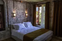 โอเลีย เลยา โฮเทล