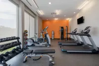 La Quinta Inn & Suites by Wyndham Greensboro Arpt High Point - 2-Star