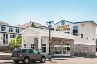 Quality Inn & Suites Hotels in Hancock