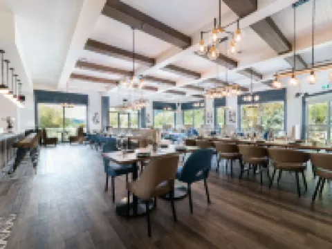 Prestige Harbourfront Resort, BW Premier Collection Hotels in Salmon Arm