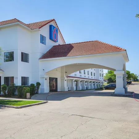 Motel 6 Bedford, TX - Fort Worth