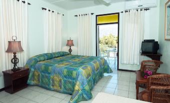 Suitetrails - Sea View Hotel