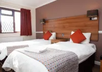 Griffin Inn Hotels near Trenance Cottages Newquay
