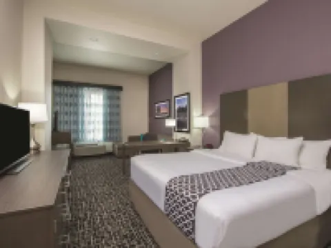 La Quinta Inn & Suites by Wyndham Enid Hotels in Enid