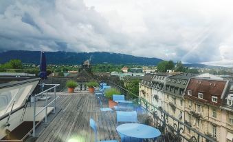 Alma Hotel