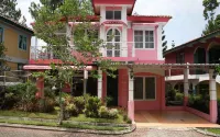 Villa Kota Bunga Matahari Hoteles en Batulawang